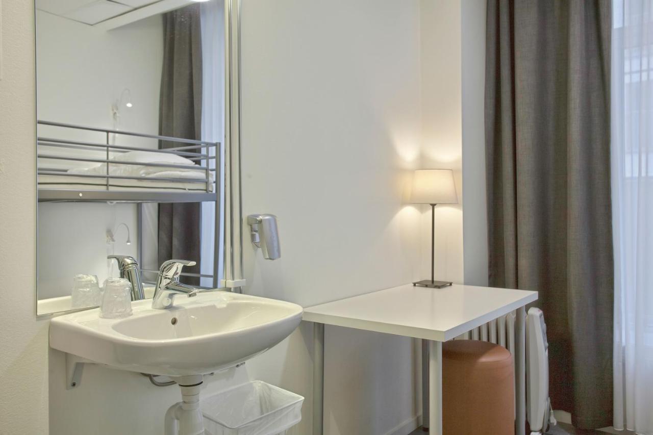 Saga Poshtel Central Hostal *